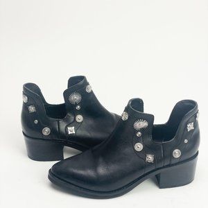 E8 By Missta Octavia Size 38 Black Leather Silver Accents Ankle Chelsea Boots